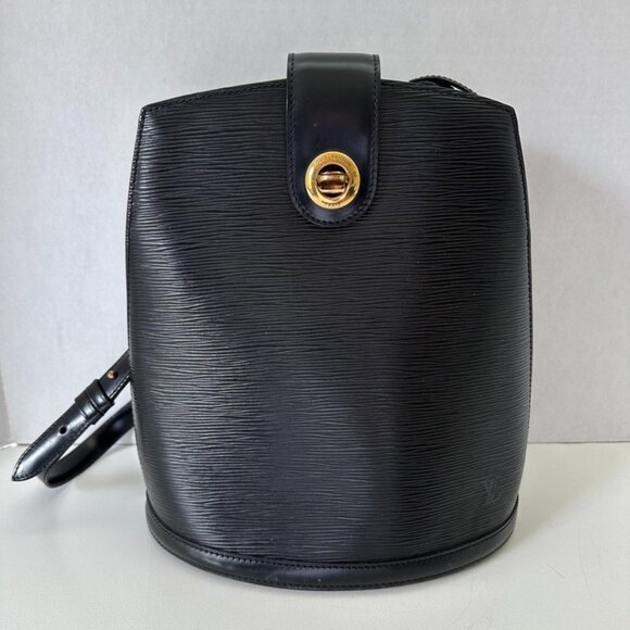 Louis Vuitton Epi Cluny Shoulder Bag Black Noir (125148) - Picture 1 of 11